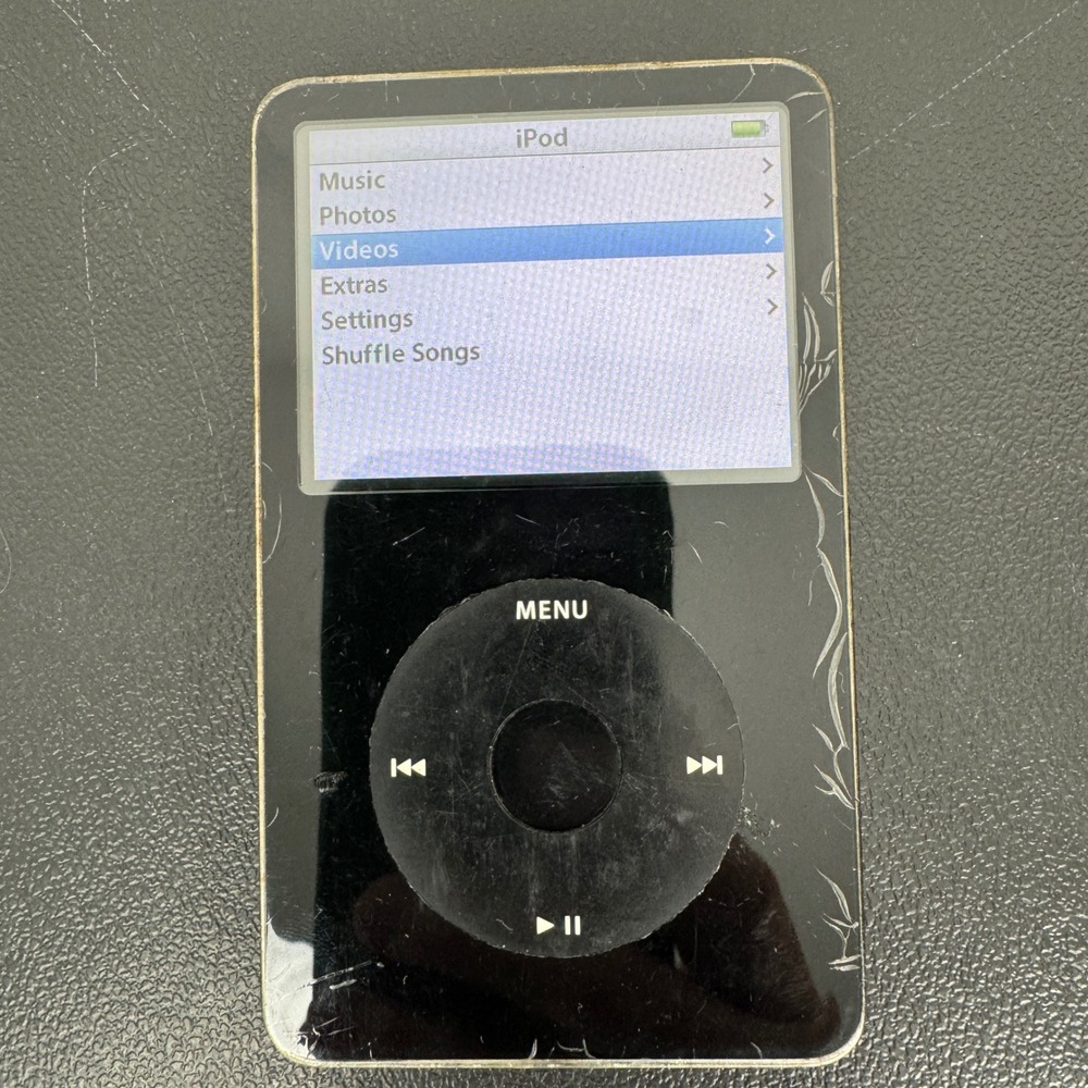 Apple iPod 5th Generation Video 30GB Black A1136 MA446LL Vintage MP3 Player READ